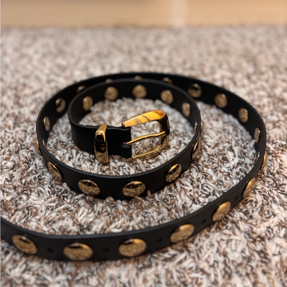 Madewell Black Leather Studded Belt with Gold Hardware - Picture 2 of 3